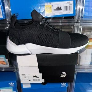 Ceroni Men’s Shoes Size 10 New